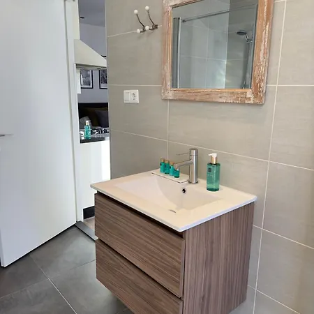 Wijkhuizen 3*